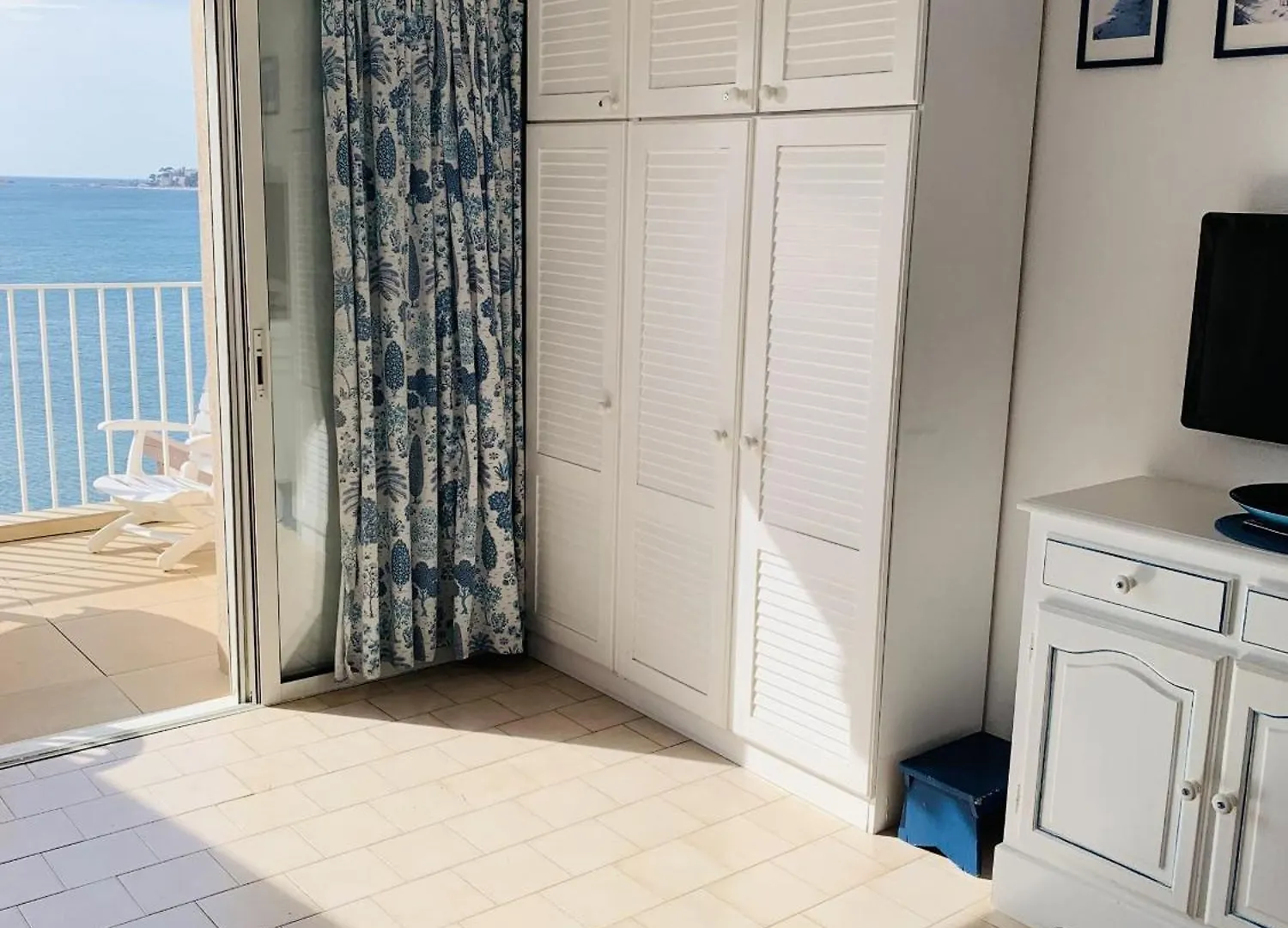 Studio Kamarina Sanary-sur-Mer Apartment