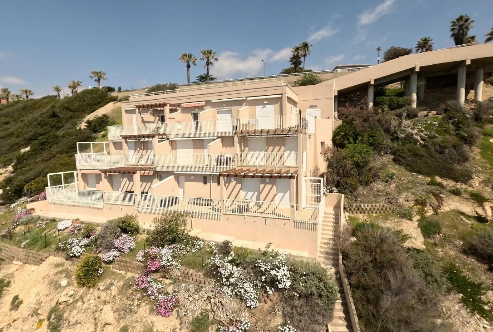 Studio Kamarina Sanary-sur-Mer France